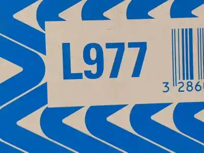 Автозапчастина б/у масляний фільтр для land rover range rover iii (l322) 3.0 d 4x4 посилання на oem iam l977  