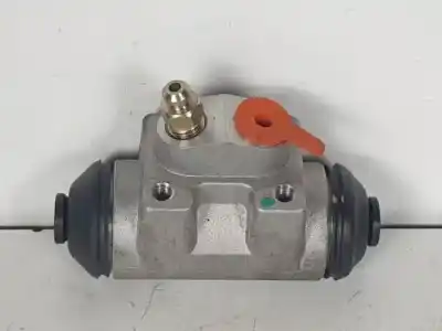 Second-hand car spare part wheel brake cylinder for kia carnival ii j3 oem iam references adg04453  