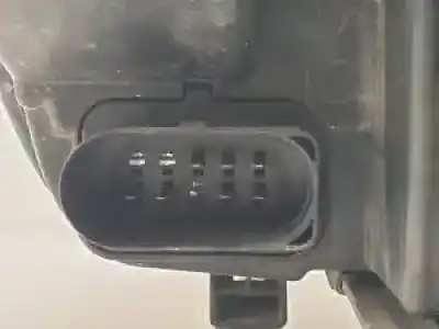 Second-hand car spare part left headlight for ford focus c-max (cap) aoda.aodb.syda.g6da.hwda oem iam references 270605  