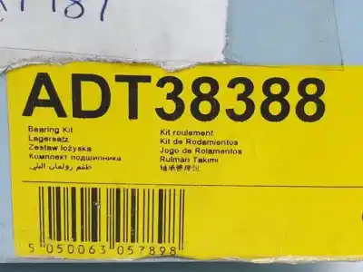 Автозапчастина б/у втулка для toyota rav 4 ii (_a2_) 2.0 d 4wd (cla20_, cla21_) посилання на oem iam adt38388  