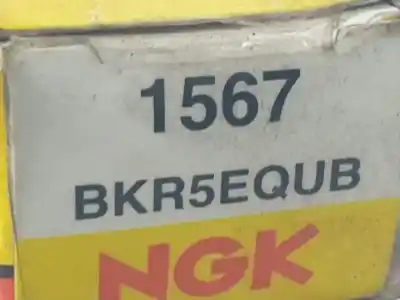 Peça sobressalente para automóvel em segunda mão vela de aquecimento por bmw serie 3 compacto (e36) m43b16-4e-2 referências oem iam bkr5equb  