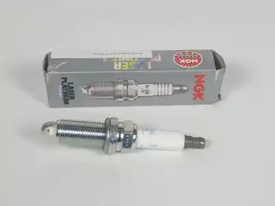 Pezzo di ricambio per auto di seconda mano  per BMW SERIE 1 BERLINA (E81/E87)  Riferimenti OEM IAM PLZFR6A11S  