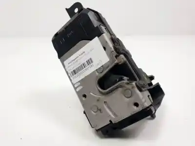 Second-hand car spare part left front door lock for opel zafira b z16xer oem iam references 13220369