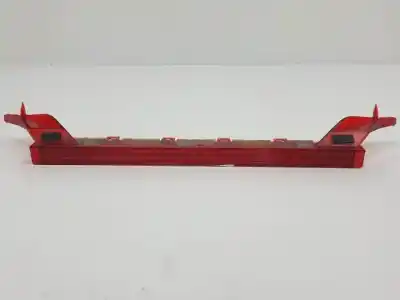 Peça sobressalente para automóvel em segunda mão farolim de travão central por bmw serie 1 berlina (e81/e87) 204d4 referências oem iam 6931397