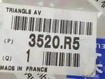 Peça sobressalente para automóvel em segunda mão braço de suspensão inferior esquerdo dianteiro por citroen c3 8hx referências oem iam 3520r5  