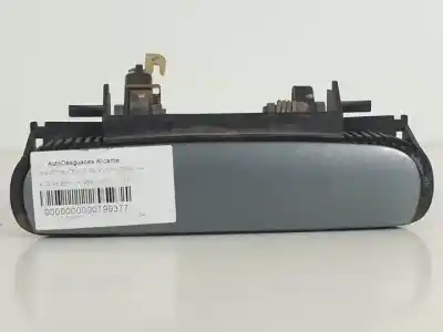 Second-hand car spare part exterior right front door handle for audi a6 berlina (4b2) ajm oem iam references 4b0839885