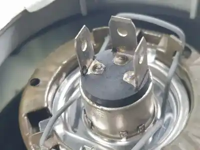 Piesă de schimb auto la mâna a doua far dreapta pentru nissan trade 2.0d ld20 referințe oem iam   