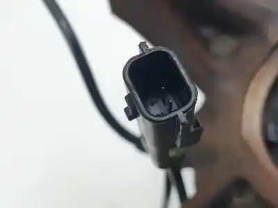 Second-hand car spare part front left knuckle for dacia sandero b4dg4 oem iam references   