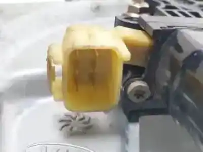 Second-hand car spare part driver left window regulator for kia opirus (gh) 3.5 oem iam references 824703f010  