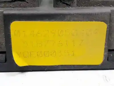 Автозапчасти б/у блок реле/предохранителей за land rover range rover iii (l322) 3.0 d 4x4 ссылки oem iam 518776117  yqe000351