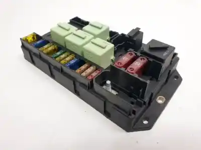 Автозапчасти б/у блок реле/предохранителей за land rover range rover iii (l322) 3.0 d 4x4 ссылки oem iam 518776117  yqe000351