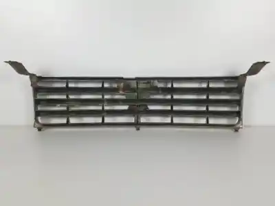 Автозапчастина б/у передня решіта для mitsubishi montero (v20/v40) 4m40 посилання на oem iam mb64572021  