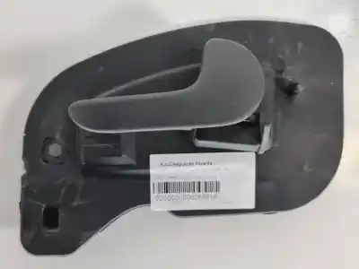 Second-hand car spare part interior right front handle for opel corsa c g-z12xe oem iam references 13104264g