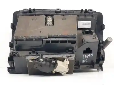 Second-hand car spare part glove compartment for audi q7 (4l) bug oem iam references 4l1857035d  