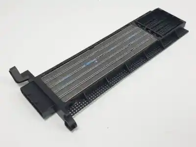 Tweedehands auto-onderdeel verwarming / airconditioning radiator voor peugeot 3008 (t84) rh02 oem iam-referenties t2392001