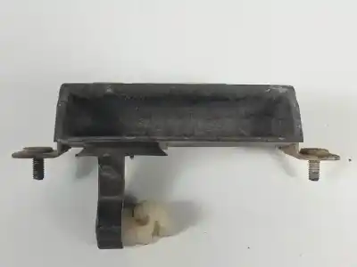 Peça sobressalente para automóvel em segunda mão puxador exterior de mala por mazda 6 station wagon (gy) 2.3 (gy3w) referências oem iam 