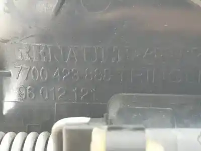 Автозапчасти б/у внутренняя задняя правая ручка за renault clio ii fase ii (b/cb0) k9k704 ссылки oem iam 7700423888  