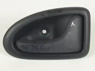 Автозапчасти б/у внутренняя задняя правая ручка за renault clio ii fase ii (b/cb0) k9k704 ссылки oem iam 7700423888