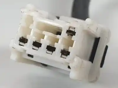 Second-hand car spare part left tailgate light for nissan note (e11e) hr16de oem iam references 22016752  