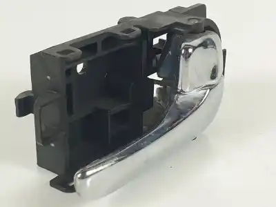 Second-hand car spare part interior right front handle for nissan almera tino (v10m) sr20 oem iam references   