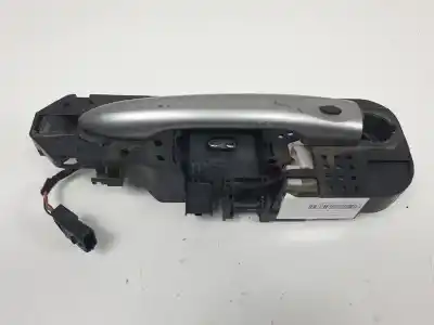 Pièce détachée automobile d'occasion poignée de porte avant gauche pour renault megane iii berlina 5 p k9k656 références oem iam 806070033r  