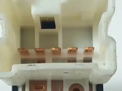 Second-hand car spare part right front power window switch for nissan note (e12) 1.5 dci oem iam references   