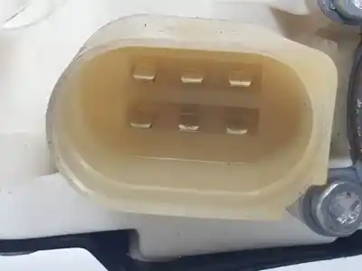 Second-hand car spare part passenger side right window regulator for bmw 5 (e60) 520 i oem iam references 6981142  