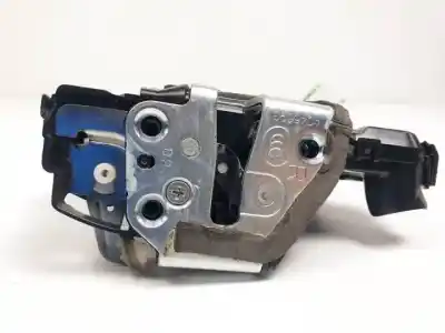 Second-hand car spare part front right door lock for toyota rav 4 (a3) 2adfhv oem iam references 7041310