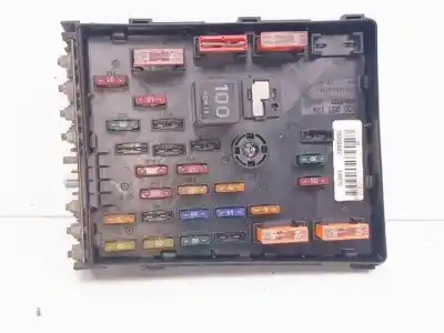 Автозапчасти б/у блок реле/предохранителей за volkswagen passat variant (3c5) bmp ссылки oem iam 3c0937125