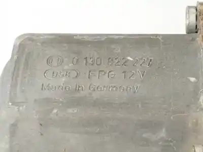 Peça sobressalente para automóvel em segunda mão elevador de vidros dianteiro direito por bmw serie 3 berlina (e90) n46b20b referências oem iam 7060266s  