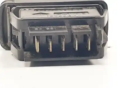 Tweedehands auto-onderdeel linker voorruit schakelaar voor renault kangoo (f/kc) k9k704 oem iam-referenties 199223  