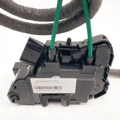 Автозапчасти б/у замок задней правой двери за ssangyong tivoli 173910 ссылки oem iam 7132035001  