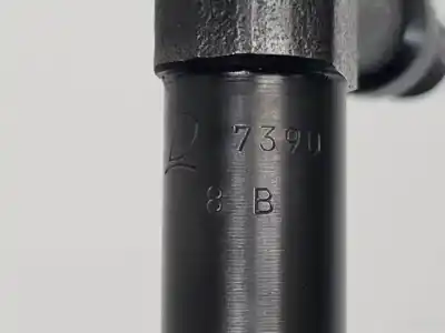 Second-hand car spare part injector for mazda premacy (cp) rf4f oem iam references d73908b  