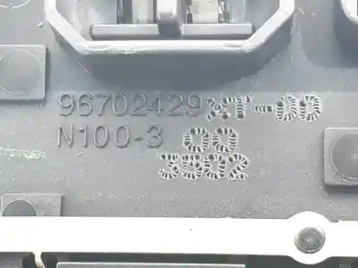 Автозапчастина б/у внутрішне світло для citroen ds5 2.0 hdi fap cat (rh02 / dw10cted4) посилання на oem iam 96702429xt00  