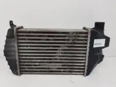 Pezzo di ricambio per auto di seconda mano INTERCOOLER per OPEL ZAFIRA B  Riferimenti OEM IAM 13213402  