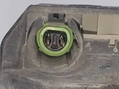 Pezzo di ricambio per auto di seconda mano luce fendinebbia destra per renault clio ii fase i (b/cbo) d7f726 riferimenti oem iam 7700838256  