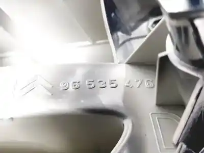 Автозапчастина б/у внутрішній правий завод для citroen c4 picasso i monospace (ud_) 2.0 hdi 138 посилання на oem iam 9653547677  