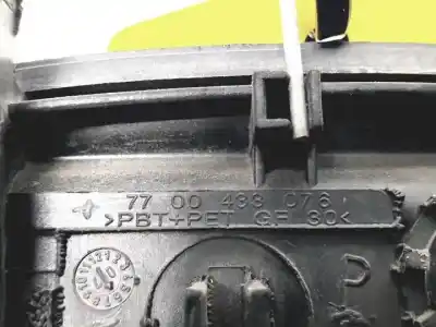 Автозапчасти б/у наружная рукоятка передняя справа за dacia logan 1 express k9k792 ссылки oem iam 7700433078  