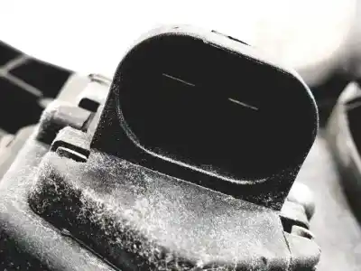 Автозапчасти б/у электрический вентилятор за dacia logan 1 express k9k792 ссылки oem iam 8200702960  