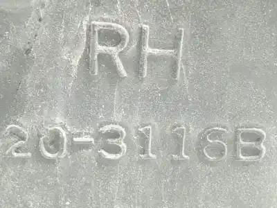 Автозапчасти б/у правая фара за mitsubishi montero (v20/v40) 4m40 ссылки oem iam 203116b  