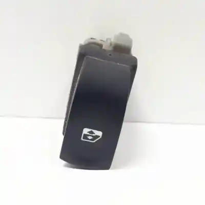 Peça sobressalente para automóvel em segunda mão botão / interruptor elevador vidro dianteiro direito por renault clio iii k9k768 referências oem iam 2808203
