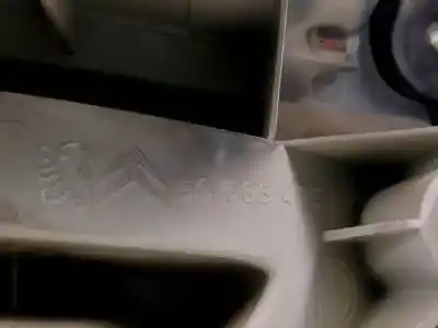 Автозапчасти б/у внутренний правый задний фонарь за citroen c4 picasso i monospace (ud_) 2.0 hdi 138 ссылки oem iam 9653547677  