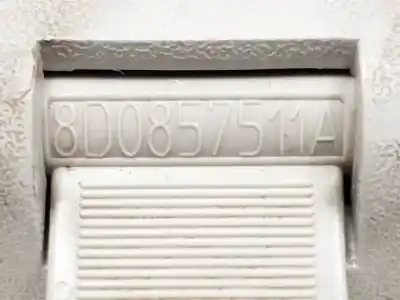 Автозапчастина б/у внутрішне дзеркало для audi a4 avant (8e) bre посилання на oem iam 8d0857511a  