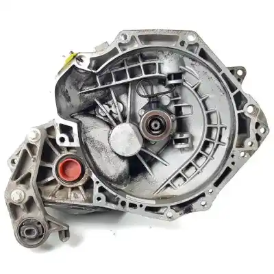 Second-hand car spare part GEARBOX for OPEL CORSA C  OEM IAM references 90400209  5 VELOCIDADES