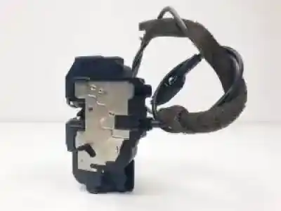 Second-hand car spare part rear left door lock for nissan note (e11e) cr14de oem iam references   