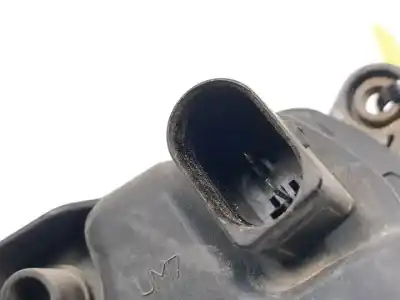 Автозапчастина б/у правий протитуман для audi a8 (4e2) asb посилання на oem iam 24746400  