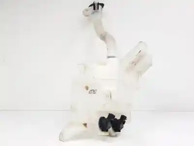 Second-hand car spare part windscreen washer bottle for toyota rav 4 (a3) 2adfhv oem iam references 060851217  