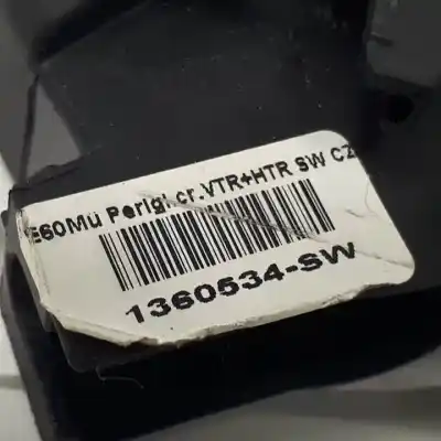 Second-hand car spare part interior right rear handle for bmw 5 (e60) 520 i oem iam references 1360534sw  