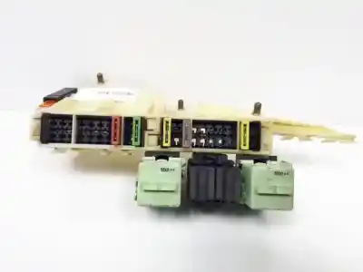 Peça sobressalente para automóvel em segunda mão caixa de fusíveis e relés por bmw serie 5 touring (e39) d-256d1 referências oem iam 8371884