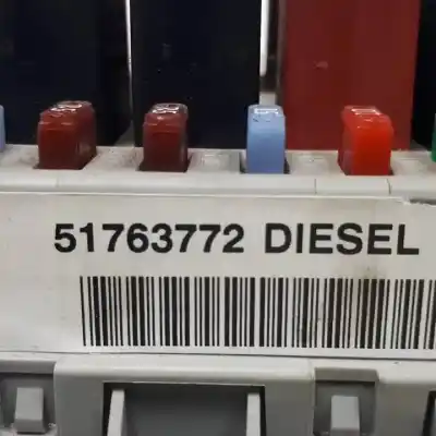 Second-hand car spare part fuse box unit for fiat i doblò (119) 186a9000 oem iam references 51763772  